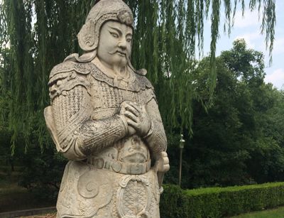 Steinfigur am Heiligen Weg bei den Ming-Gräbern