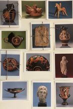 Postkartenset mit Fotos von Ausstellungsstücken aus dem Antikenmuseum