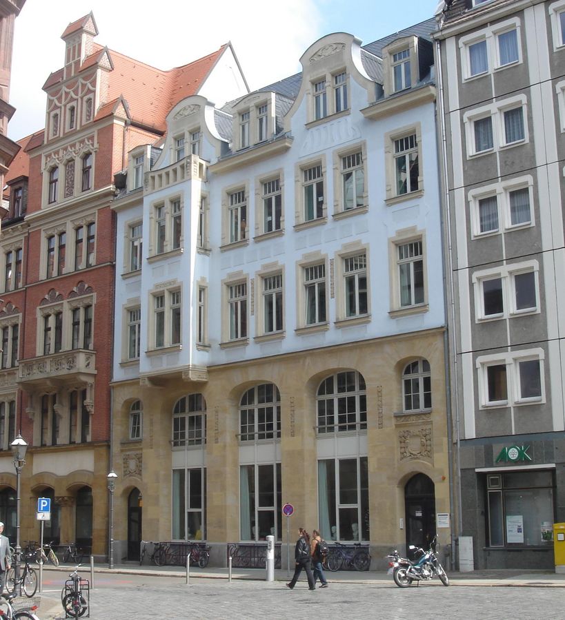 Ritterstr. 14 am Nikolaikirchhof in der Leipziger Innenstadt. Sitz des Lehrstuhls für Ur- und Frühgeschichte mit Sammlung, Bibliotheks- und Arbeitsräumen.