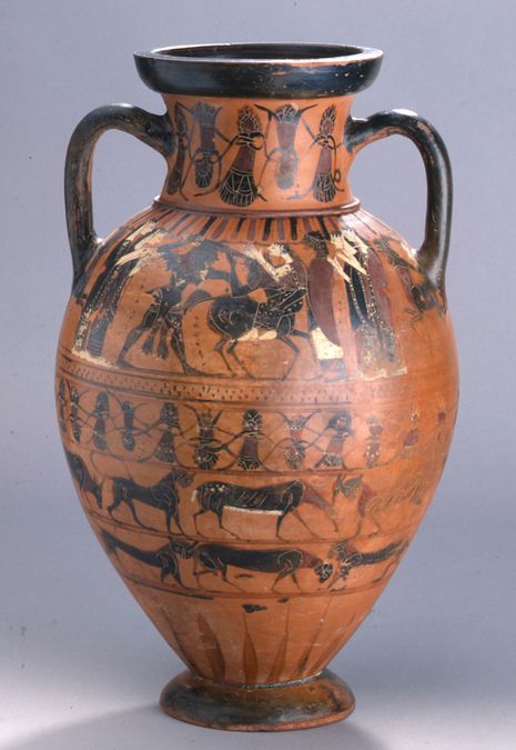 zur Vergrößerungsansicht des Bildes: Amphora mit Tierfriesbändern und in der zweiten Reihe von oben die Szene mit Herakles, Deianeira und Nessos.