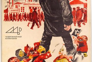 The poster displays a tall socialist worker who has little people by his legs. These “dwarfed” people represent the old order of the Sowjet Union. Some of them are trying to hold the worker back. He’s walking towards a factory in the background of the picture, so the face isn’t displayed. In the background, more workers are walking towards the factory, but none of them is hindered by the “dwarfed” people.