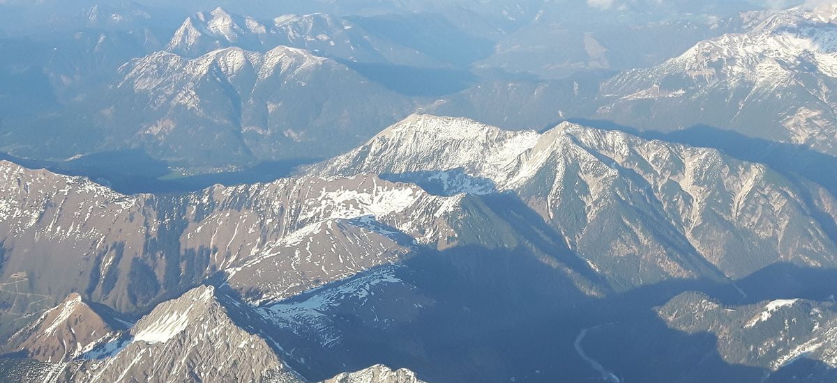 Luftaufnahme einer Berglandschaft